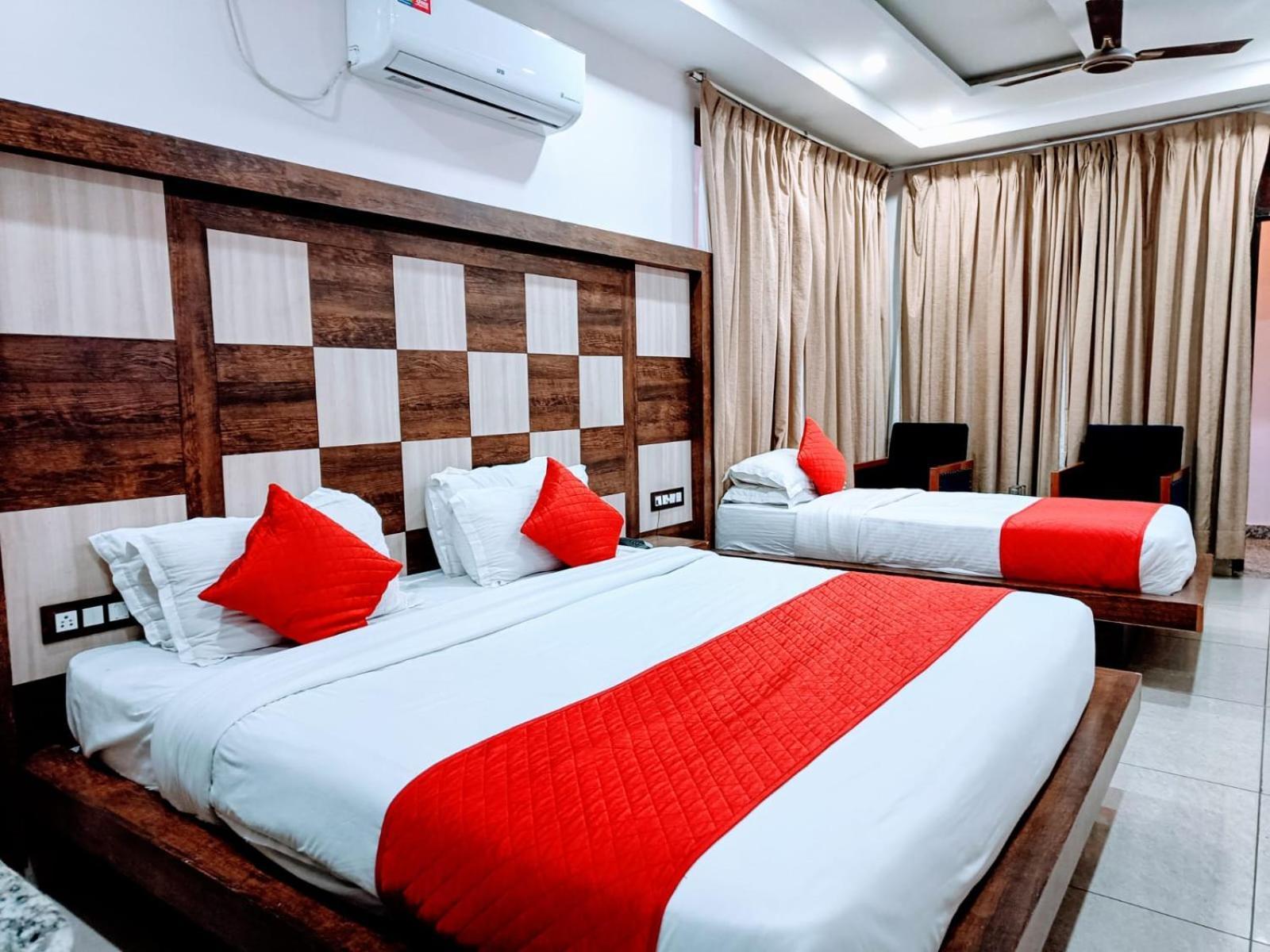 King Castle Mcleodganj-Centrally Heated And Air Cooled- Near Mall Road - Free Parking دارامشالا المظهر الخارجي الصورة