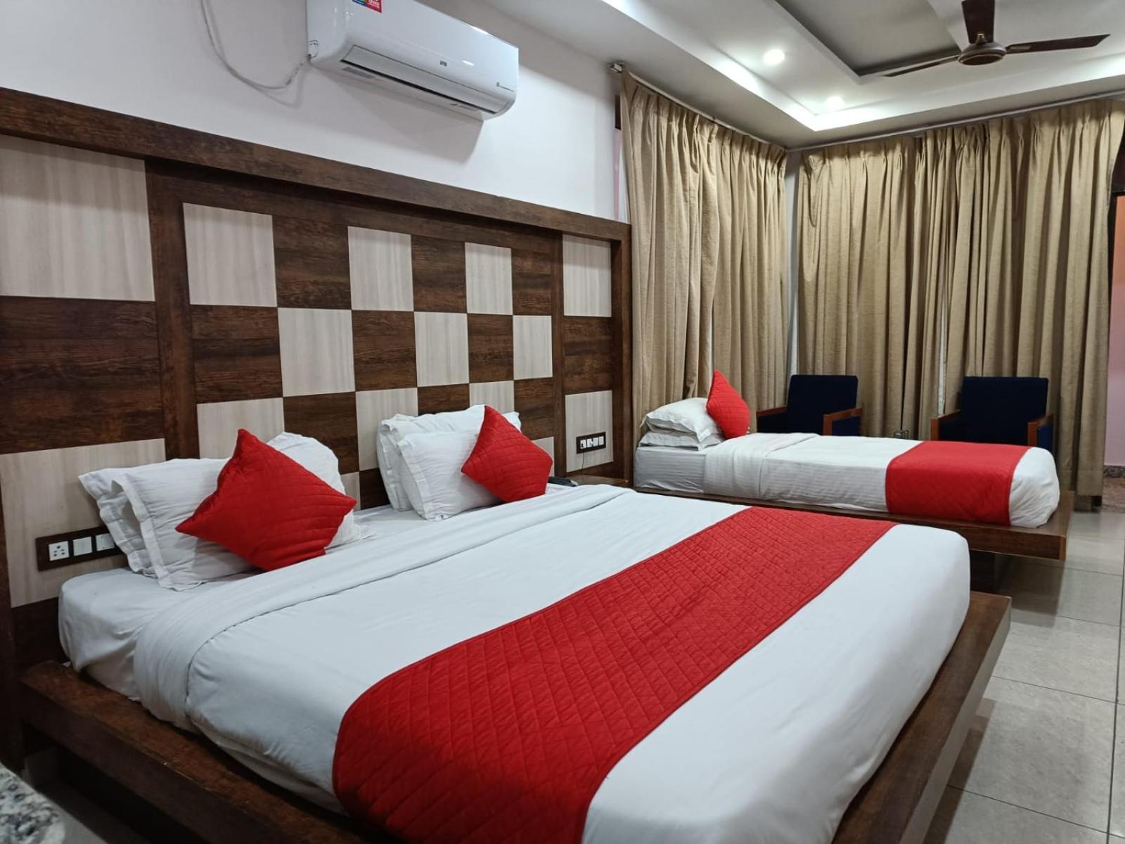 King Castle Mcleodganj-Centrally Heated And Air Cooled- Near Mall Road - Free Parking دارامشالا المظهر الخارجي الصورة
