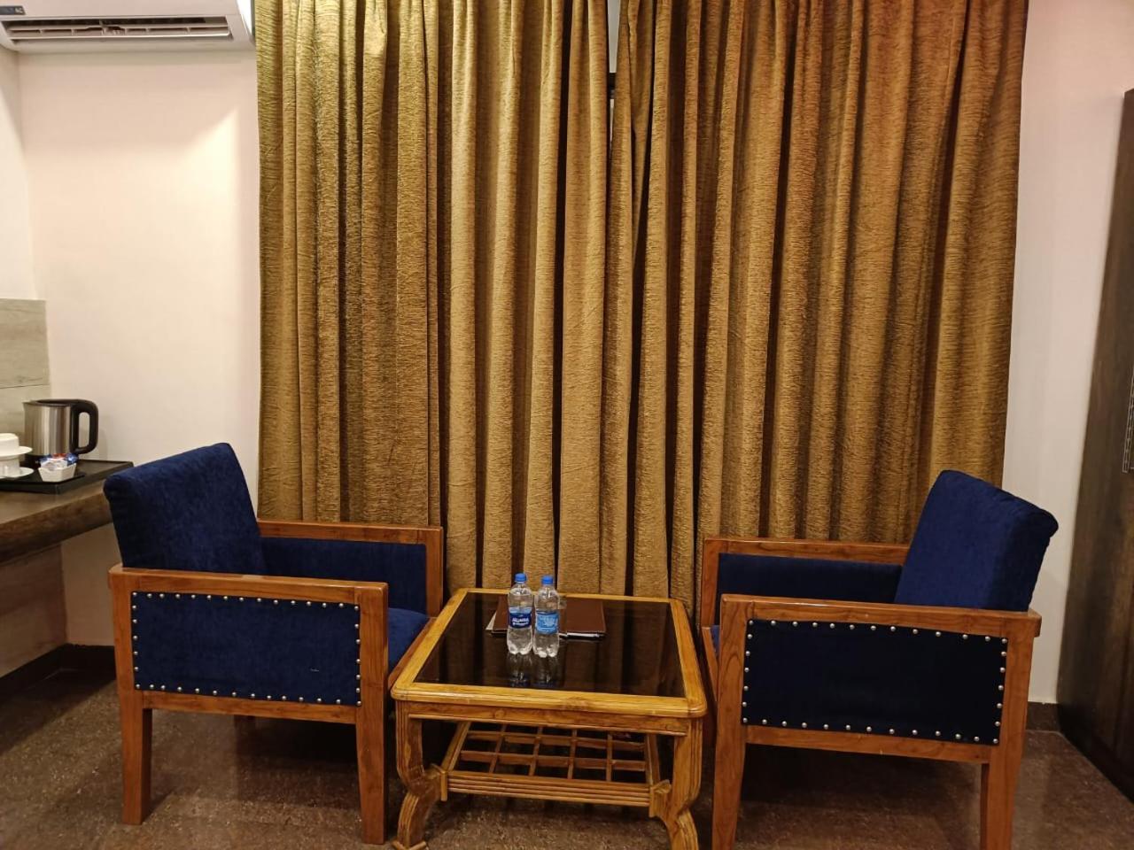 King Castle Mcleodganj-Centrally Heated And Air Cooled- Near Mall Road - Free Parking دارامشالا المظهر الخارجي الصورة